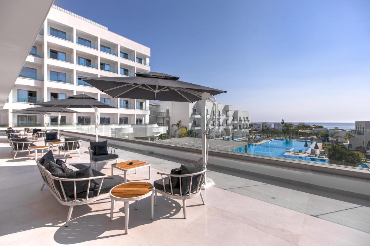 Atlantica Aqua Blue Hotel Protaras Exterior photo