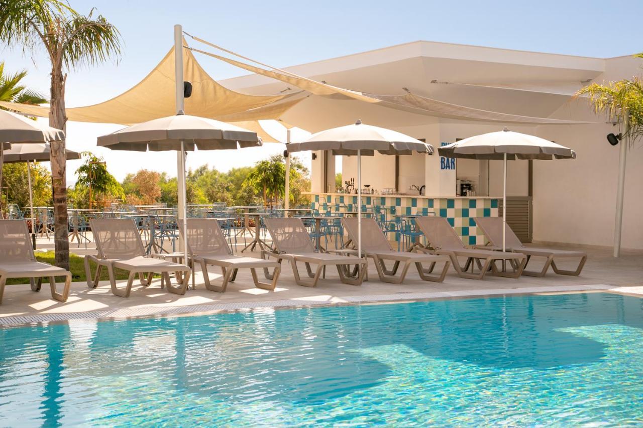 Atlantica Aqua Blue Hotel Protaras Exterior photo