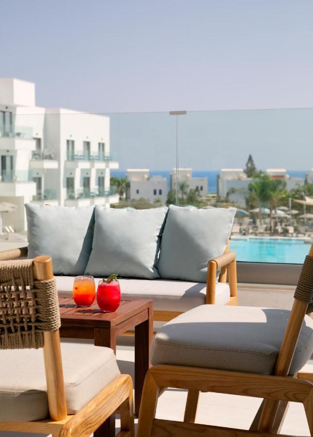Atlantica Aqua Blue Hotel Protaras Exterior photo
