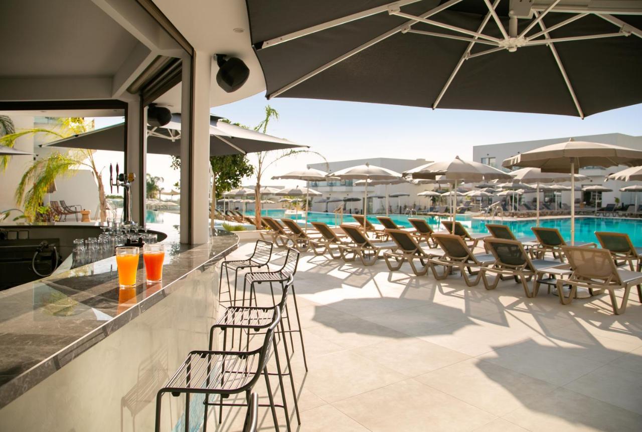 Atlantica Aqua Blue Hotel Protaras Exterior photo