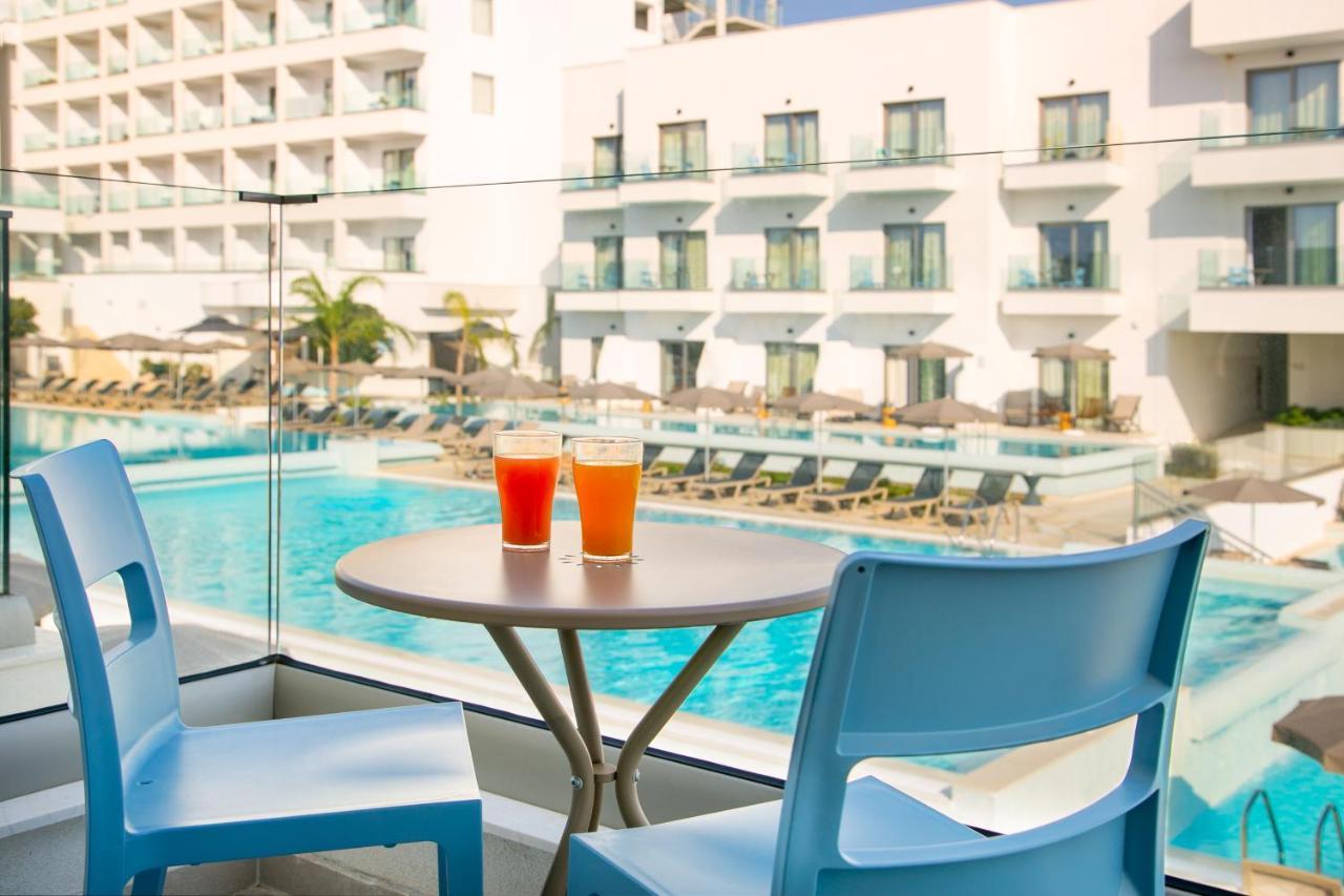 Atlantica Aqua Blue Hotel Protaras Exterior photo